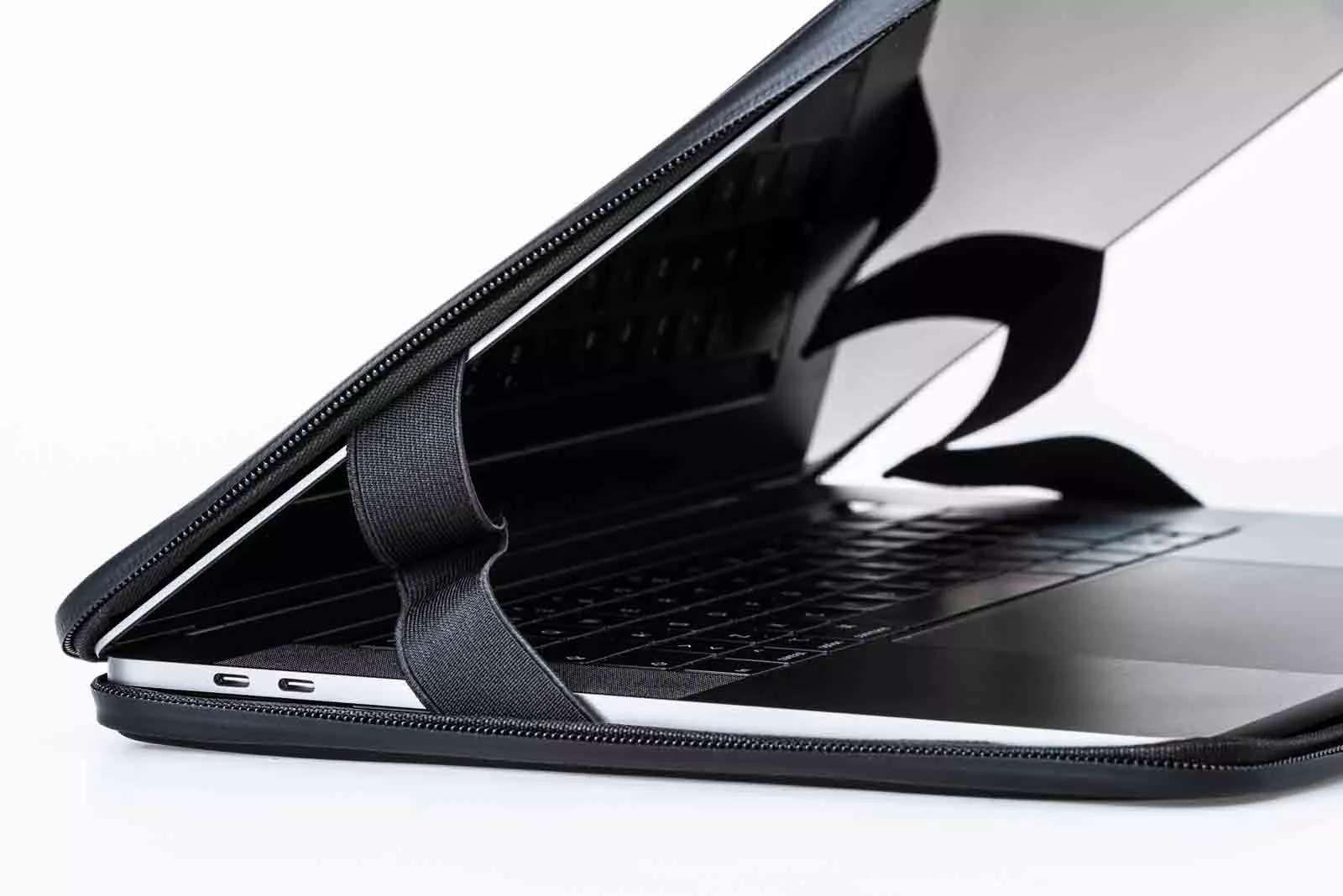 DRYCASE LAPTOPHÜLLE 15"