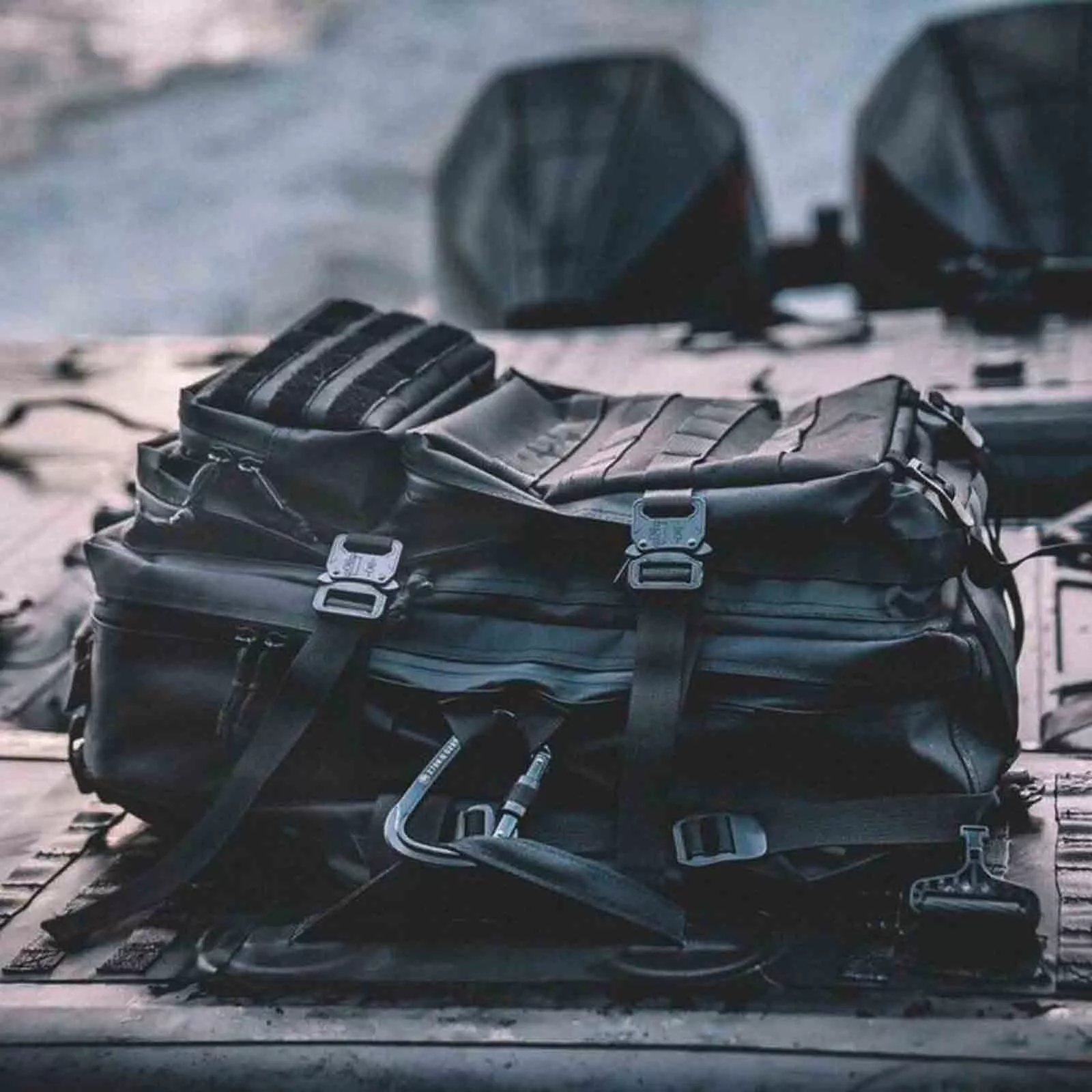 boat1.jpg DRYPACK RUCKSACK 38L