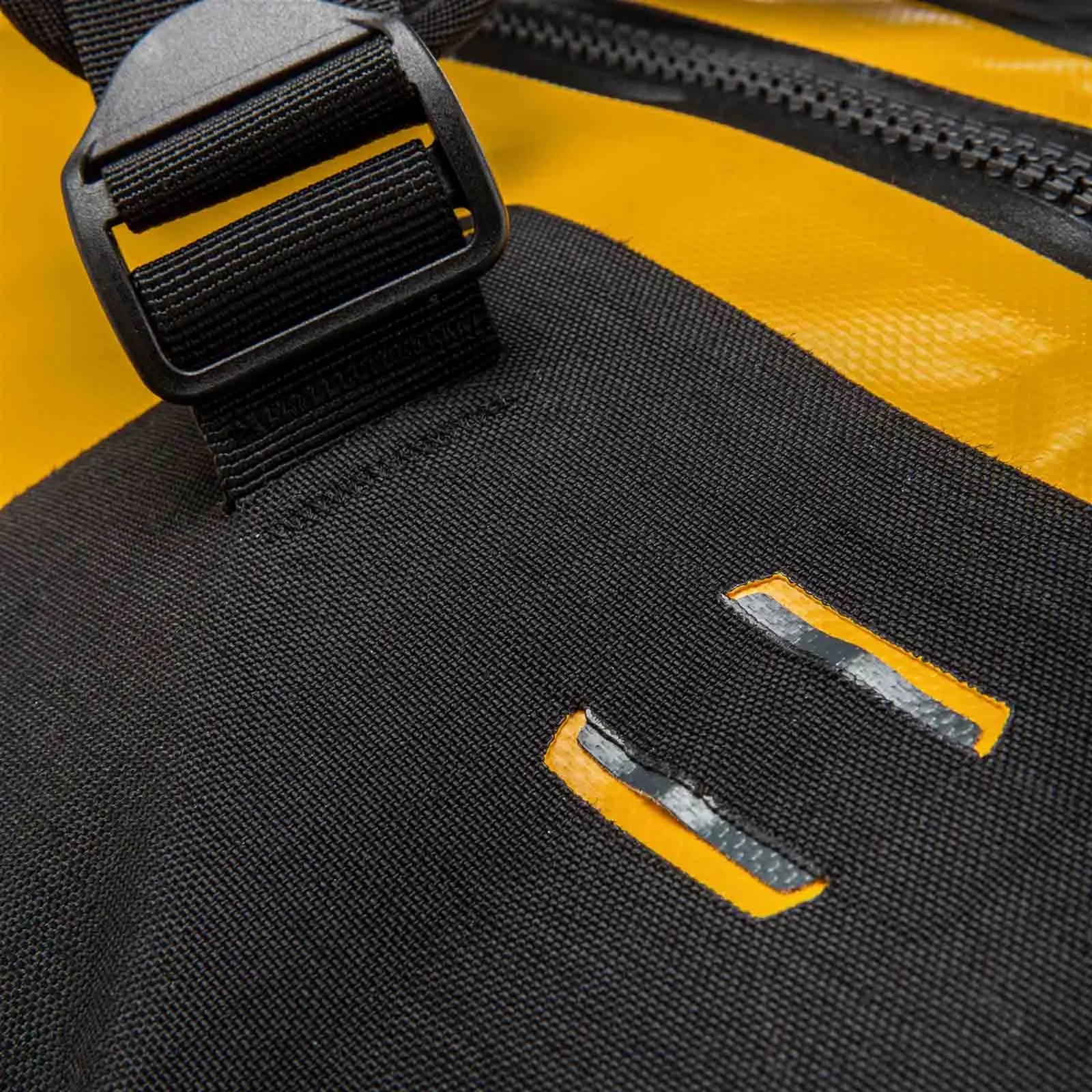 OK13202_9.jpg Duffle RS Travel Bag 140L